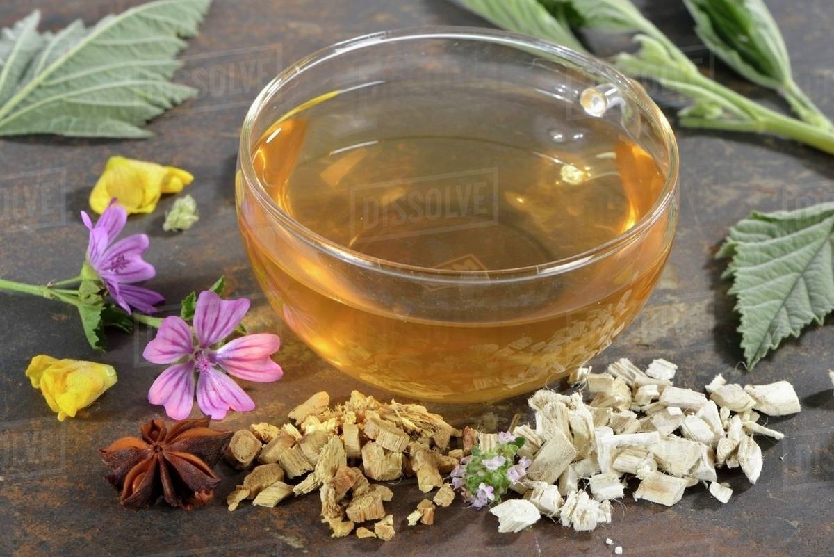 Herbal tea with marsh mallow leaves, marsh mallow root, liquorice root