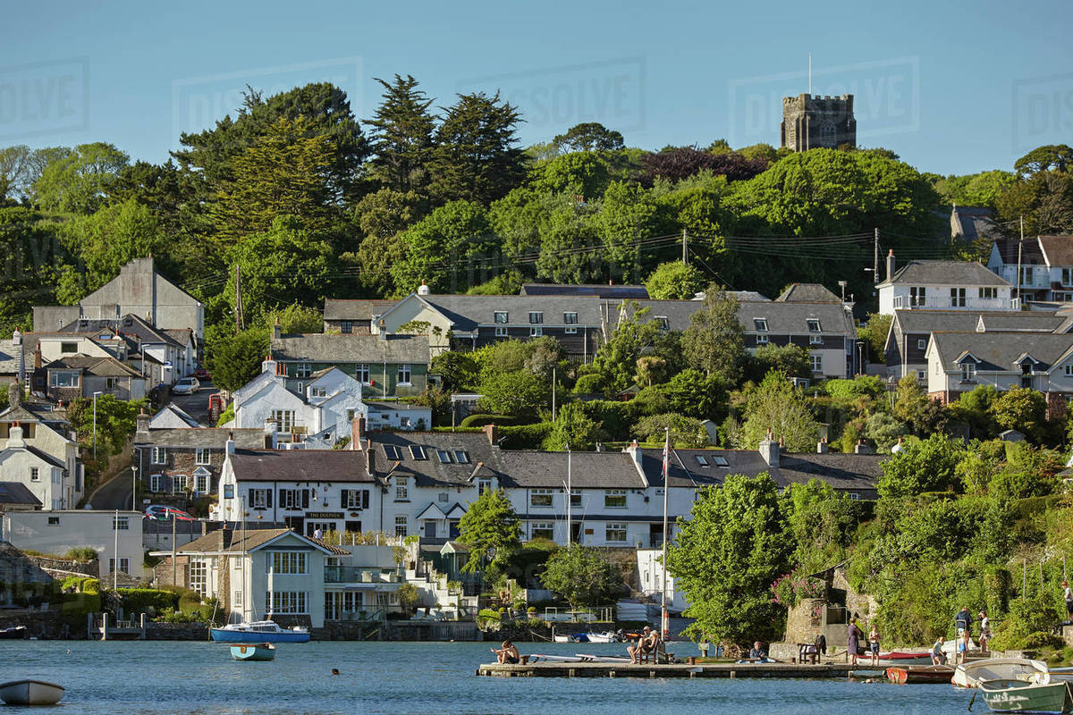a-quintessential-devon-riverside-village-of-newton-ferrers-on-the
