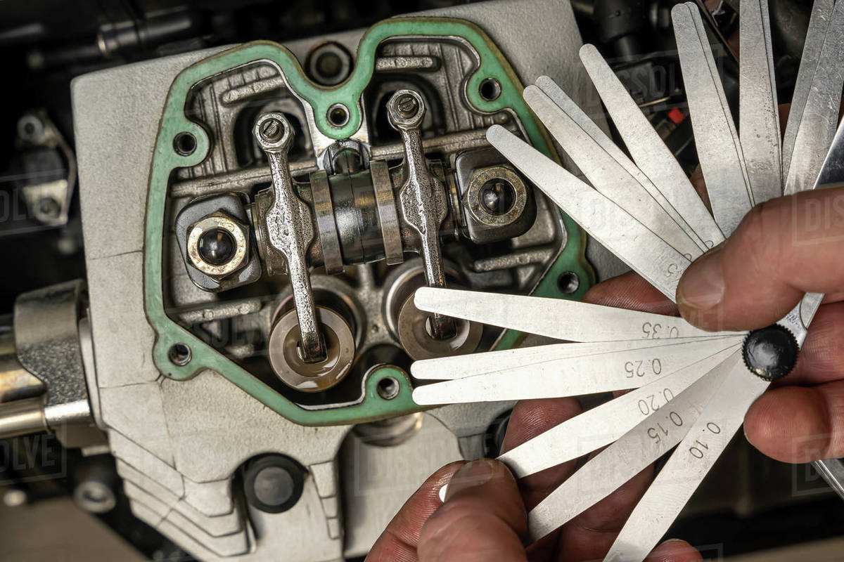 selection of the thickness of the probe for measuring and adjusting ...